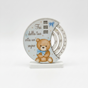 Calendario perpetuo da tavolo Doclciose con scritta "Fai della tua vita un sogno" e con orsetto con fiocco azzurro